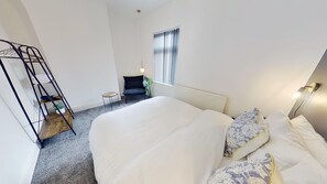 Casa | 2 quartos, Wi-Fi de cortesia, roupa de cama