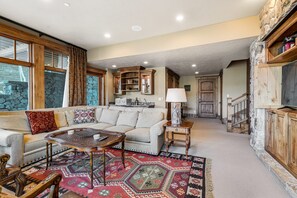 House, Accessible | 5 bedrooms, Internet - Gorgeous Deer Valley Home Minutes From the Slopes (Park City)
