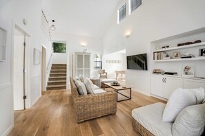 Hus | 3 soverom, skrivebord og internett