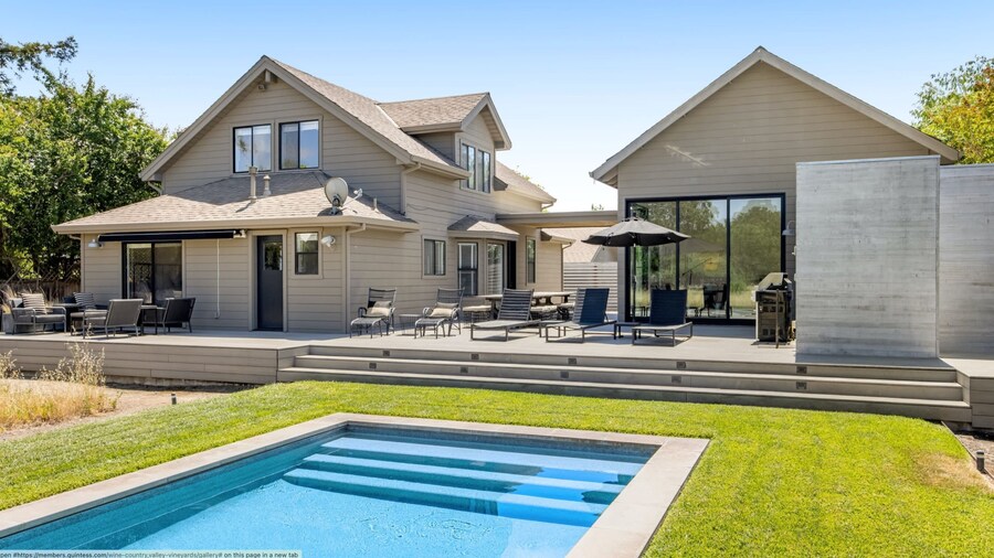 Modern Sonoma Home w Private Pool - Valley Vineyards