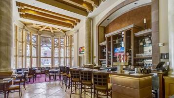 Apartment, Accessible | 4 bedrooms, desk, Internet