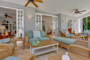 Villa | 4 chambres, bureau, Internet