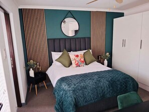 Appartement | 1 chambre, bureau, fer et planche à repasser, accès au Wi-Fi (inclus)