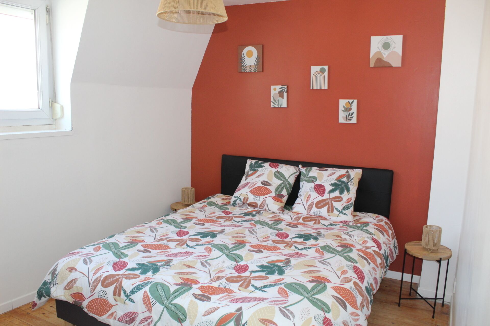 2 bedrooms, iron/ironing board, travel cot, free WiFi