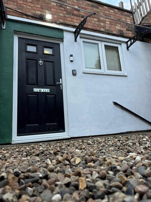 Exterior detail - Cosy Entire House Open Kitchen 2 Bedroom for 5 (London)