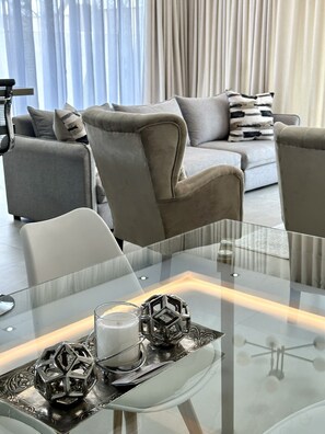 Interior - The Cozy and Comfy Home In Portglen (Harare)