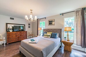 4 chambres, fer et planche à repasser, lit parapluie, Wi-Fi gratuit