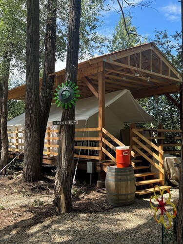 Southwest Luxury Glamping - Horse Fly Tent
