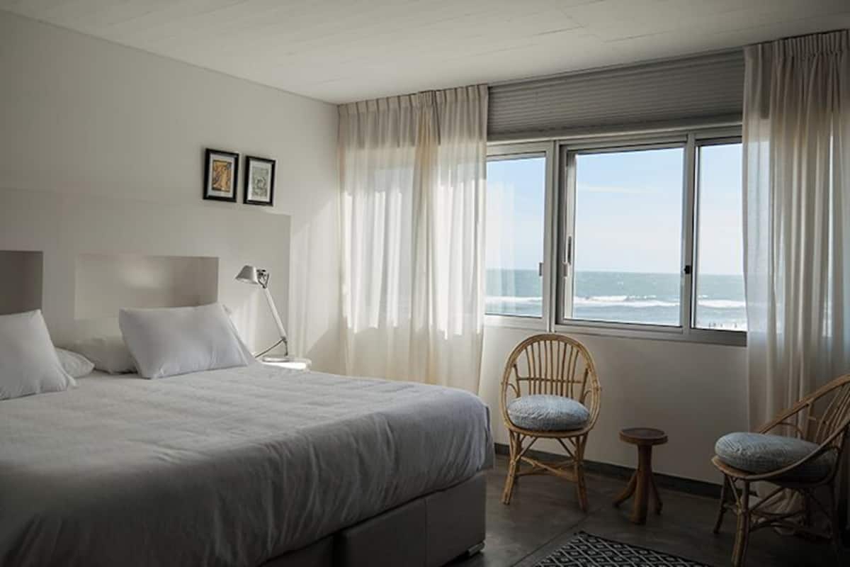 Junior Suite | Down comforters, minibar, in-room safe, free WiFi