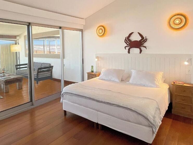 Presidential Suite | Down comforters, minibar, in-room safe, free WiFi