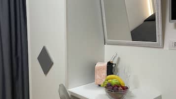 Classic Twin Room, Garden View | In-room safe, desk, laptop workspace, soundproofing