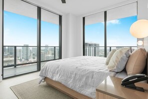 2 chambres, fer et planche à repasser, Wi-Fi gratuit, draps fournis