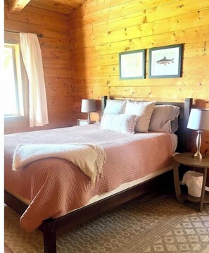 1 bedroom, desk, iron/ironing board, WiFi