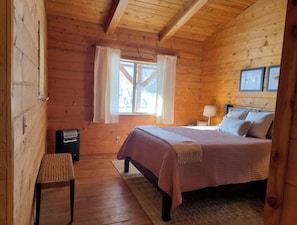 1 habitación, escritorio, tabla de planchar con plancha y wifi 