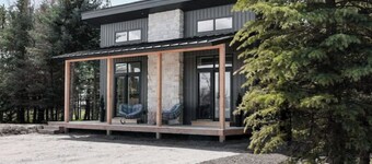 LittleWoods Lodge+Private Forest

