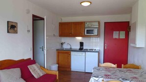 Interior - 4th floor, view valley, balcony, tv, ski locker, 26m², Valfréjus (Valfréjus)