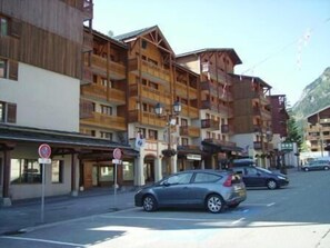 Exterior - 3rd floor, view mountain, balcony, tv, ski locker, 23m², Valfréjus (Valfréjus)