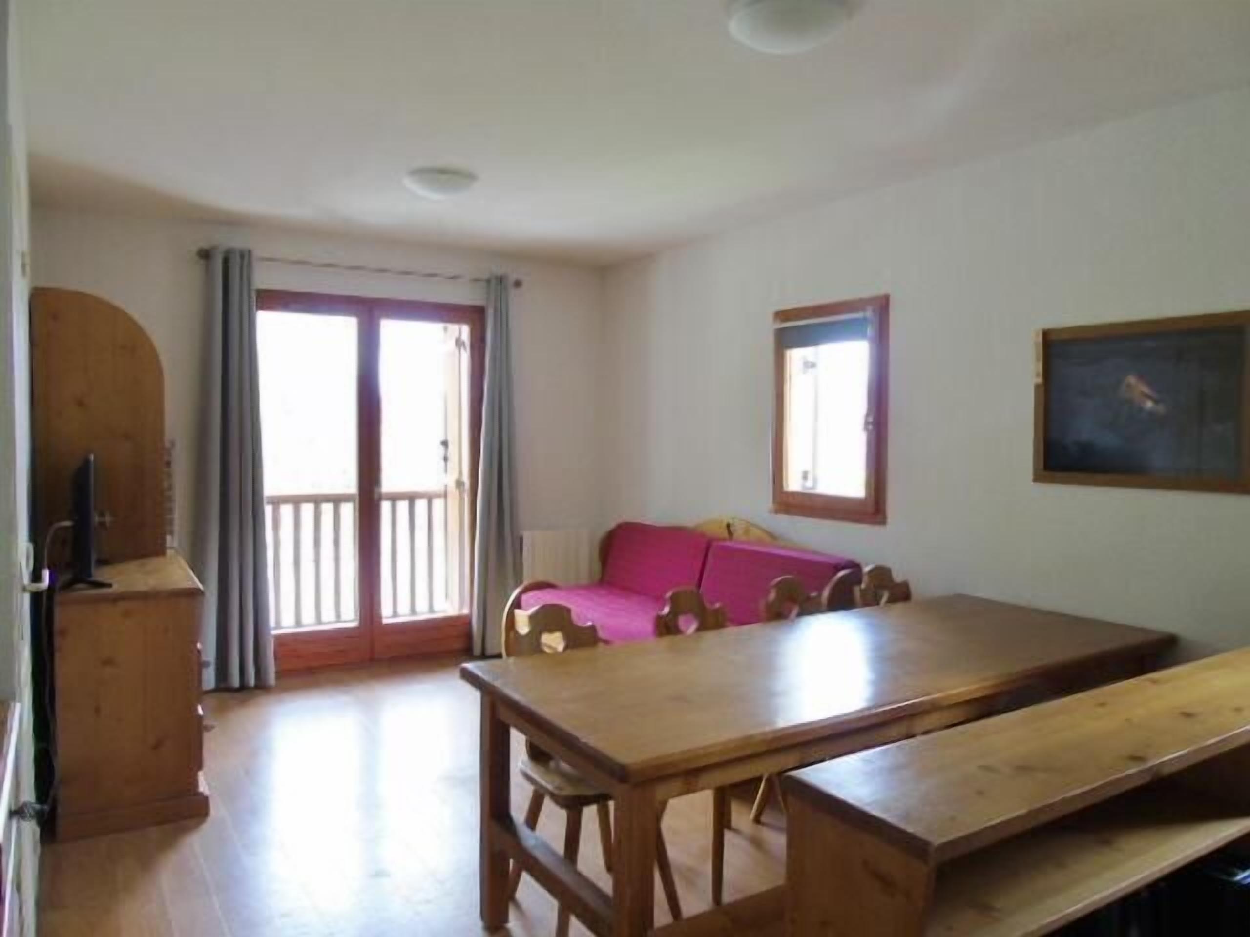 1er éTage, Vue Vallée, Balcon, Télévision, Casier à Ski, 48m², Valfréjus - Modane