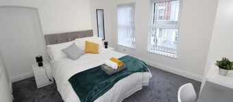 Belfast Cozy Home is a spacious home closer to Belfast City Centre.