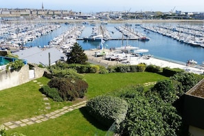 Marina - 2-room Duplex apartment in Port des Sablons with a view of the sea, located within the city walls of Saint-Malo (Saint-Malo)