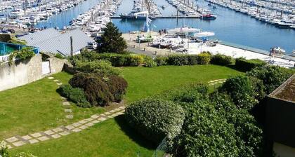 Duplex 2 chambres port des Sablons avec vue sur la mer et intra muros Saint Malo