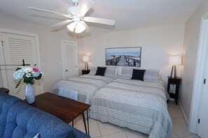 1 habitación, escritorio, wifi y ropa de cama 