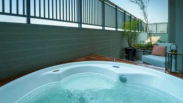 Apartemen | Bathtub spa outdoor