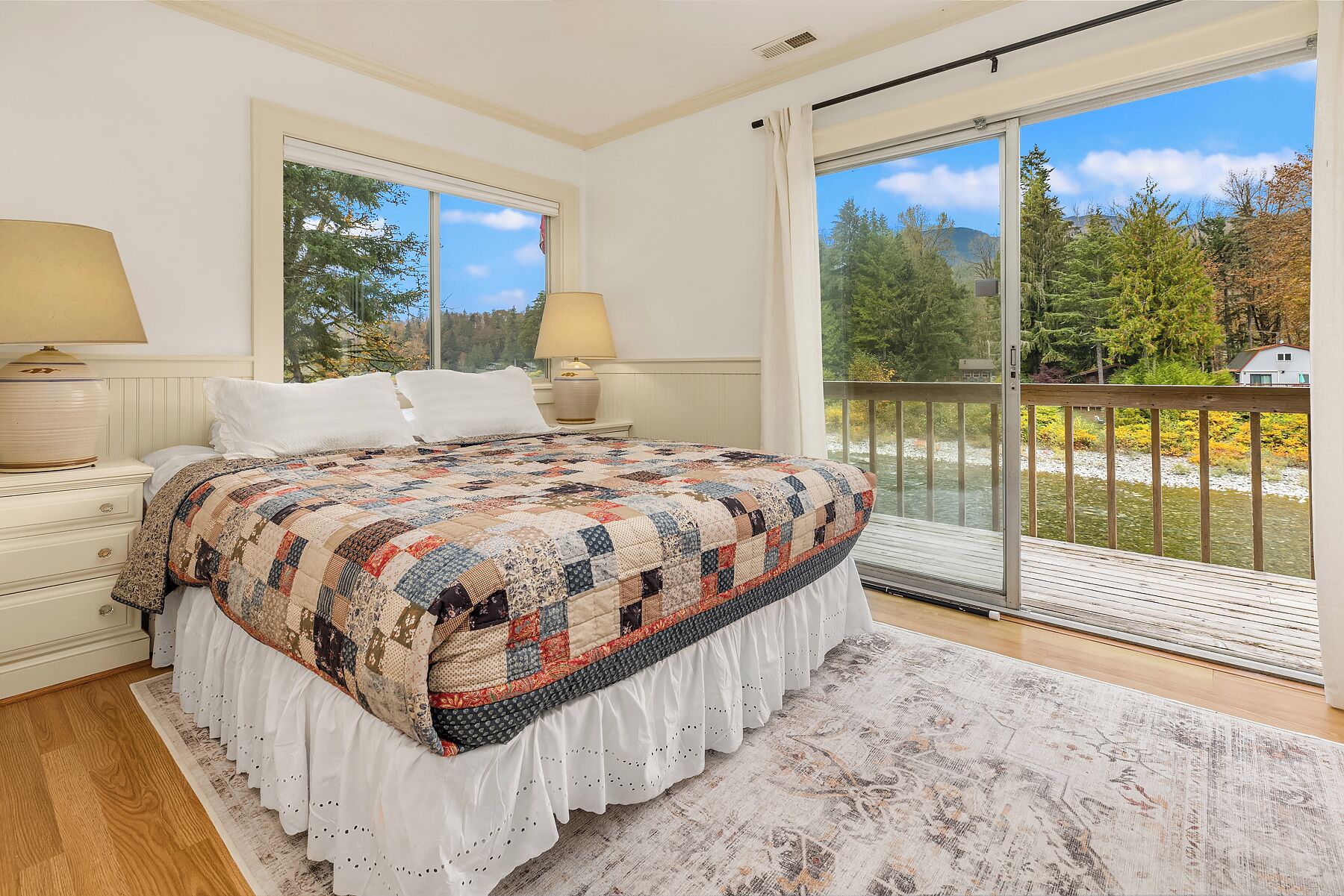 3 chambres, lit parapluie, Wi-Fi gratuit, draps fournis