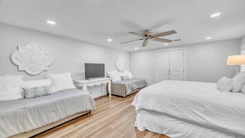 4 bedrooms, WiFi, bed sheets