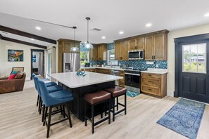 Fridge, microwave, oven, stovetop - Inspiration House-One Acre Pool Home in the Heart of Pinellas!  (Pinellas Park)