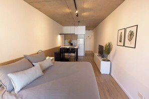 1 Schlafzimmer, Schreibtisch, Bügeleisen/Bügelbrett, WLAN