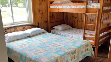 2 多间卧室、WiFi、床单