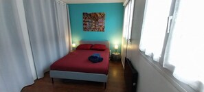 1 bedroom, desk, iron/ironing board, Internet