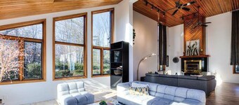 Dream Vacation Home in Saint-Jerome