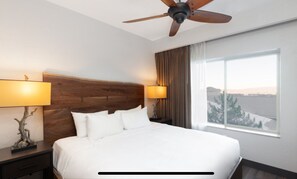 2 soverom, safe på rommet, skrivebord og strykejern/-brett