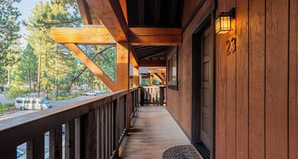 Walk to Lake, Dining+shops 5mins to Ski Resort Incline Paradise by Avantstay