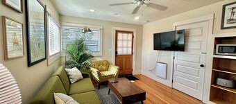 Cozy apartment in wonderful Bend with WiFi, AC