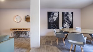 Unclassified image, 5 of 16, button - Relax & Recharge in Roma - Elevator - Sleeps 7 (Mexico City)