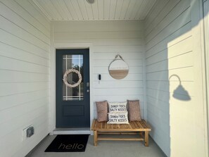 Exterior detail - 30A Beach Getaway 7 Minutes to Emerald Coast (santa rosa beach)