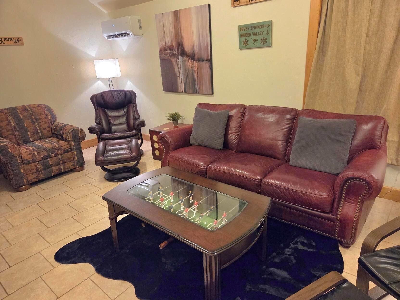 Smart-tv, pejs, bordfodbold, bøger