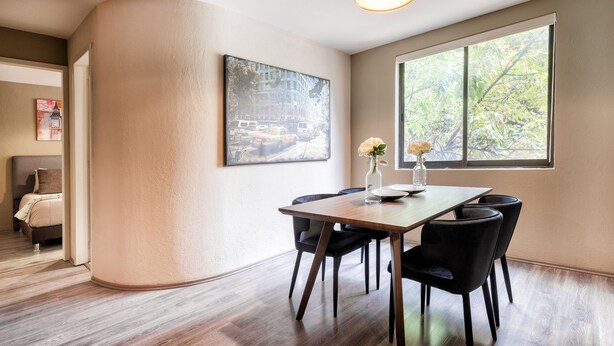 Dining - Bright & Stylish in Roma Condesa , Sleeps 7 (Mexico City)