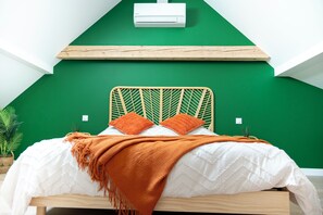 2 bedrooms, iron/ironing board, free WiFi, bed sheets