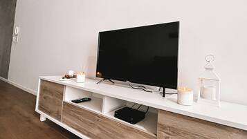 Studio | Living area