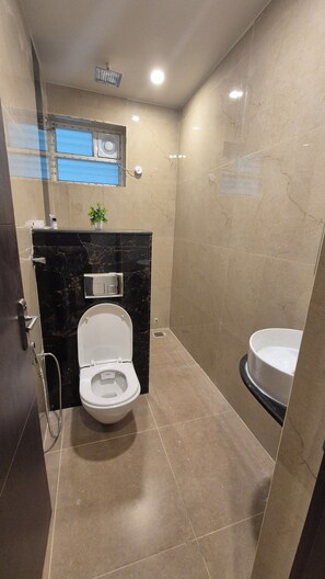 Superior Double Room, 1 King Bed, Non Smoking, City View | Bathroom | Shower, free toiletries, towels, soap - Hotel Janas (Tirupati)