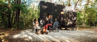 Postcard Cabins Chattahoochee, Outdoor Collection by Marriott Bonvoy