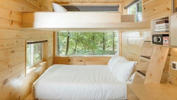 Standard Cabin, 2 Queen Beds | 1 bedroom, desk, laptop workspace, bed sheets