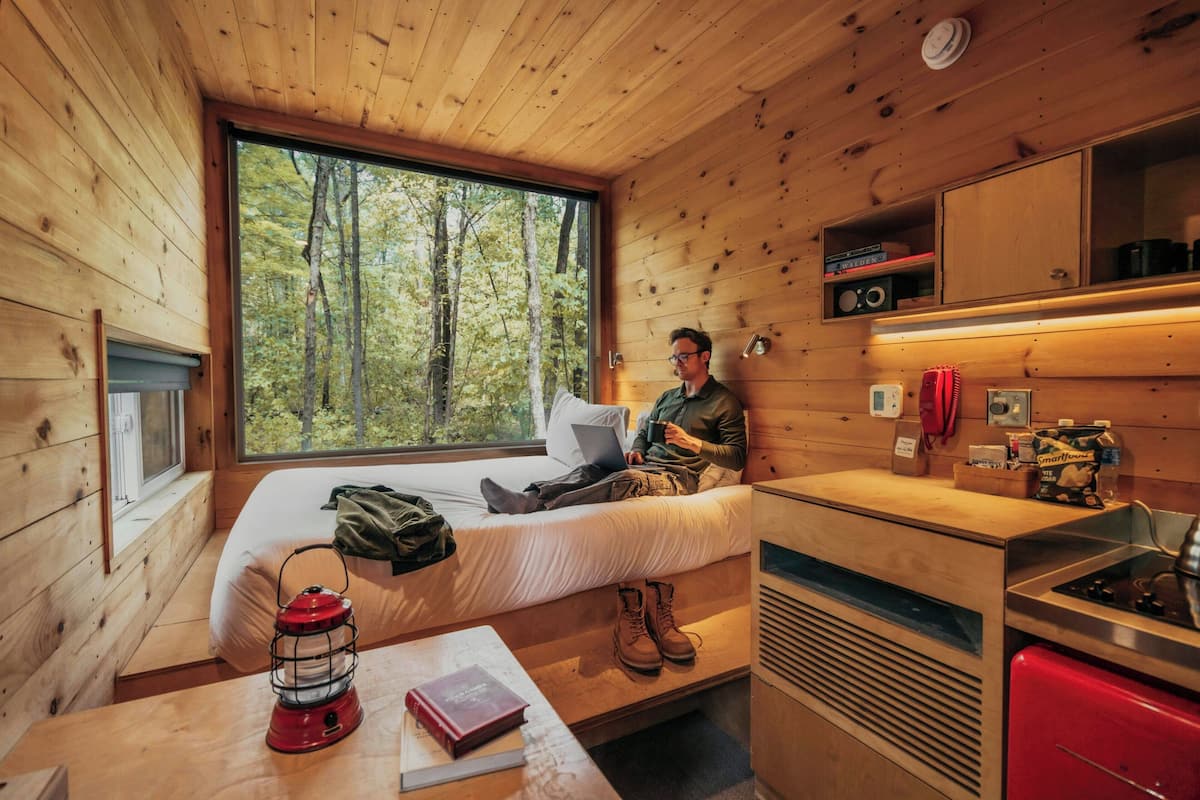 1 bedroom, desk, laptop workspace, bed sheets