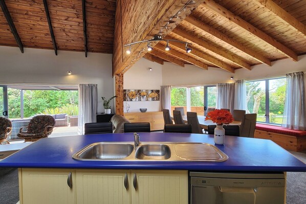 Interior - FlipFlop Inn Hahei Beach, FlipFlop Inn Hahei Beach (Hahei)