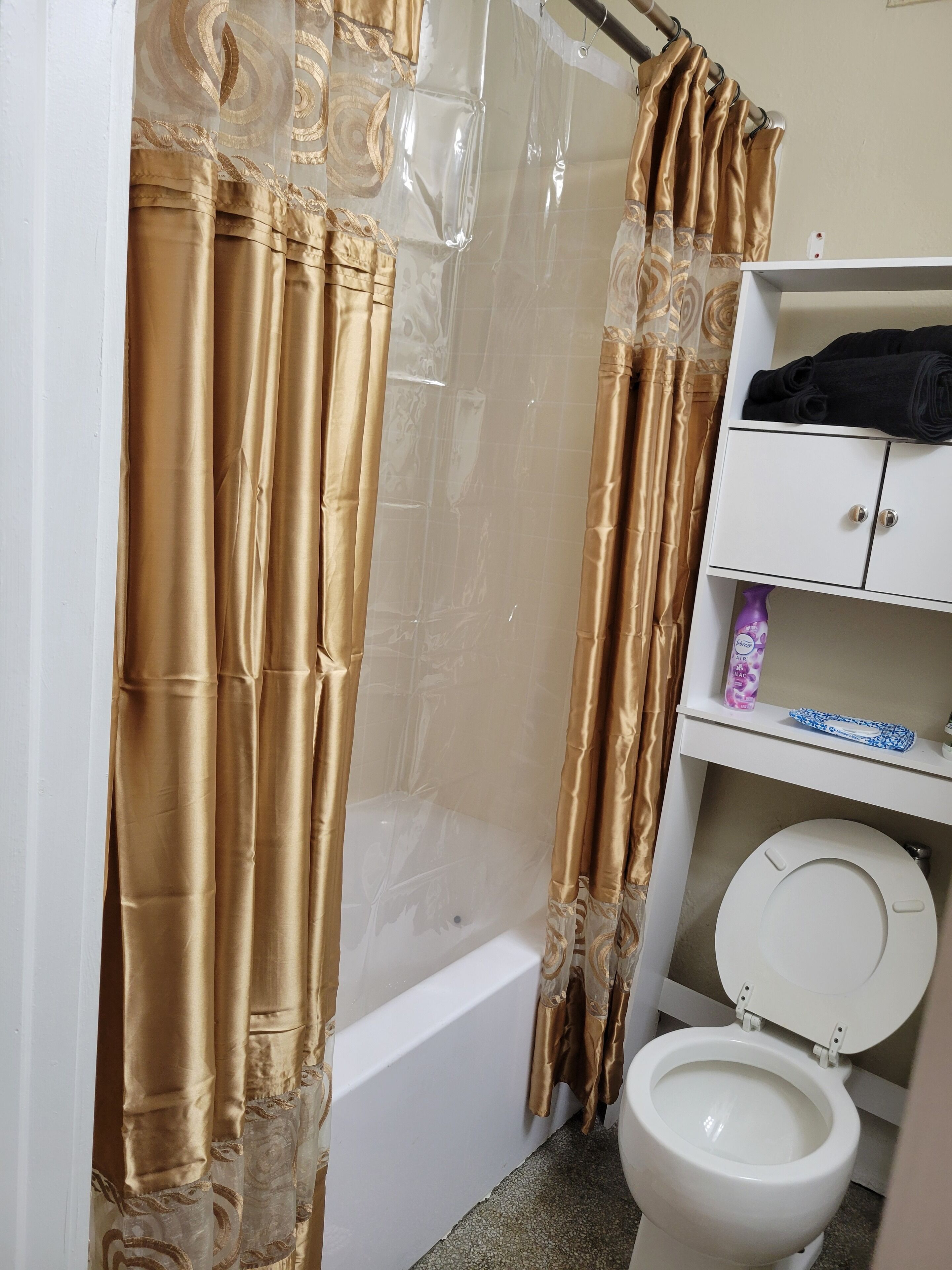 Towels, soap, toilet paper