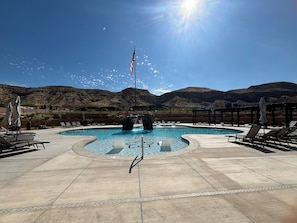 Property grounds - Gateway Luxury RV Resort (La Verkin)